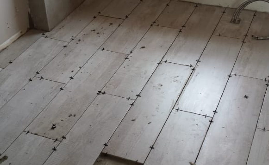 bedroom tiling .